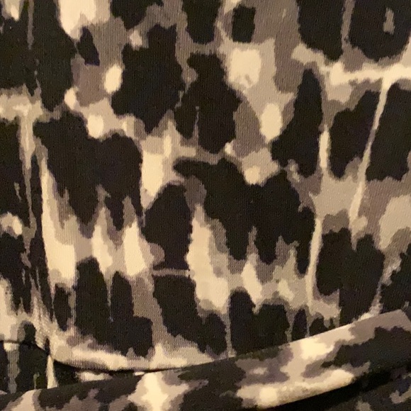 Classy Ann Taylor Loft Dress - Picture 3 of 4